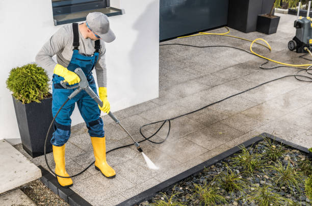 Why Choose Our Certified Pressure Washing Experts for Your Project Needs in Braddock Heights, MD?